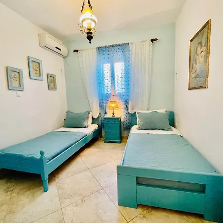 Arietta Santorini Διαμέρισμα Περίσσα