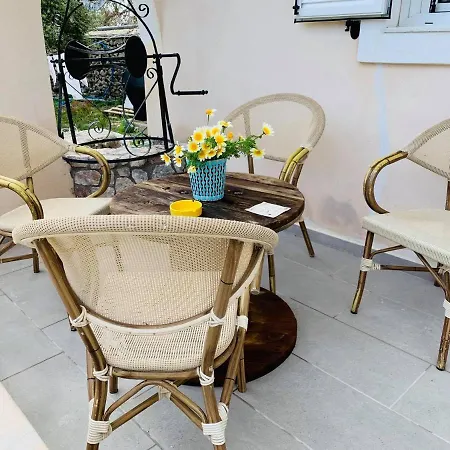 Arietta Santorini Апартаменты