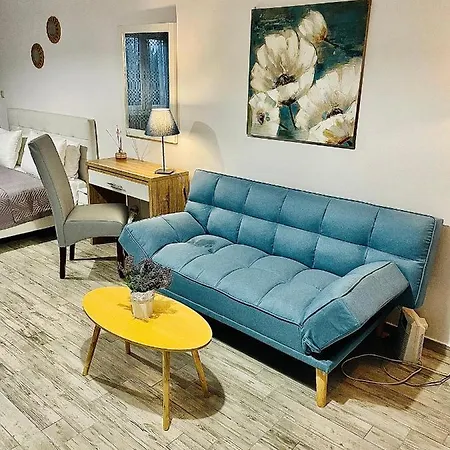 Arietta Santorini * Перисса