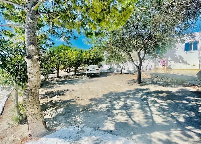 Arietta Santorini Perissa (Santorini)